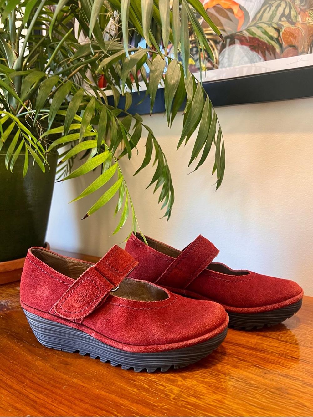 Fly London Lyka Wedge Mary Jane
Loafer In Red Silky Suede